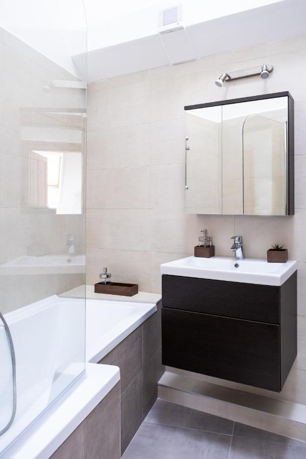 Sziklai Apartman Veszprem Bagian luar foto